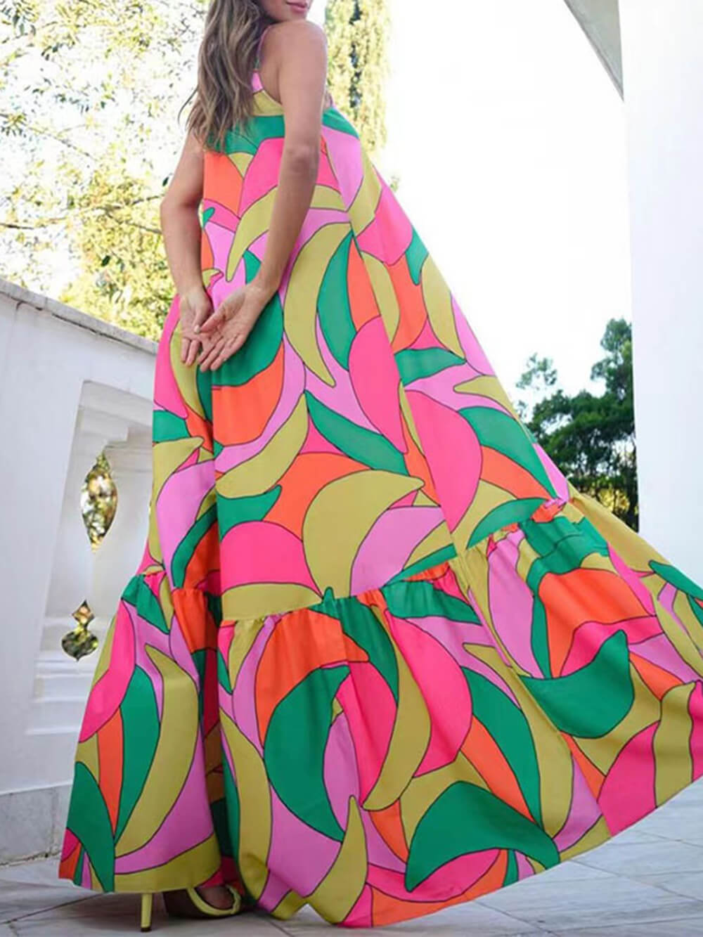 Karina – Rückenfreies Sommerkleid mit französischem Charme