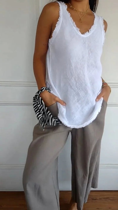 HILDEGARD - ÄRMELLOSES LEINENTOP MIT FRANSEN