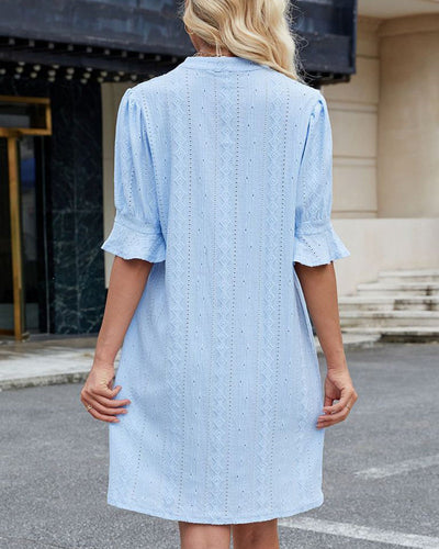 Kleid Einfarbig mit V-Ausschnitt