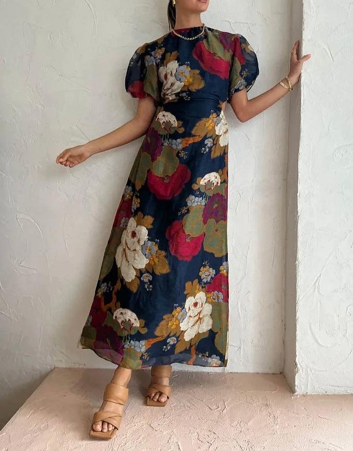 Belle – Zeitloses Maxikleid mit maritimer Eleganz