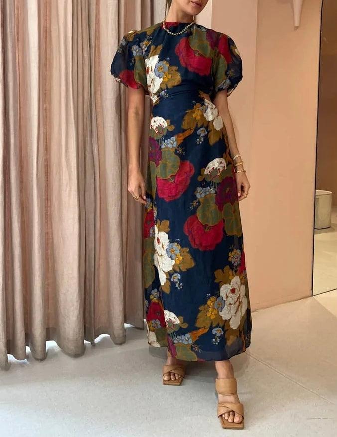 Belle – Zeitloses Maxikleid mit maritimer Eleganz