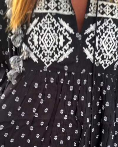 Kleid Modisch Und Elegant Bedruckt