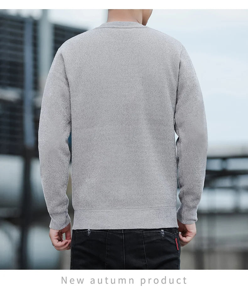 Einfacher Winterpullover für Männer
