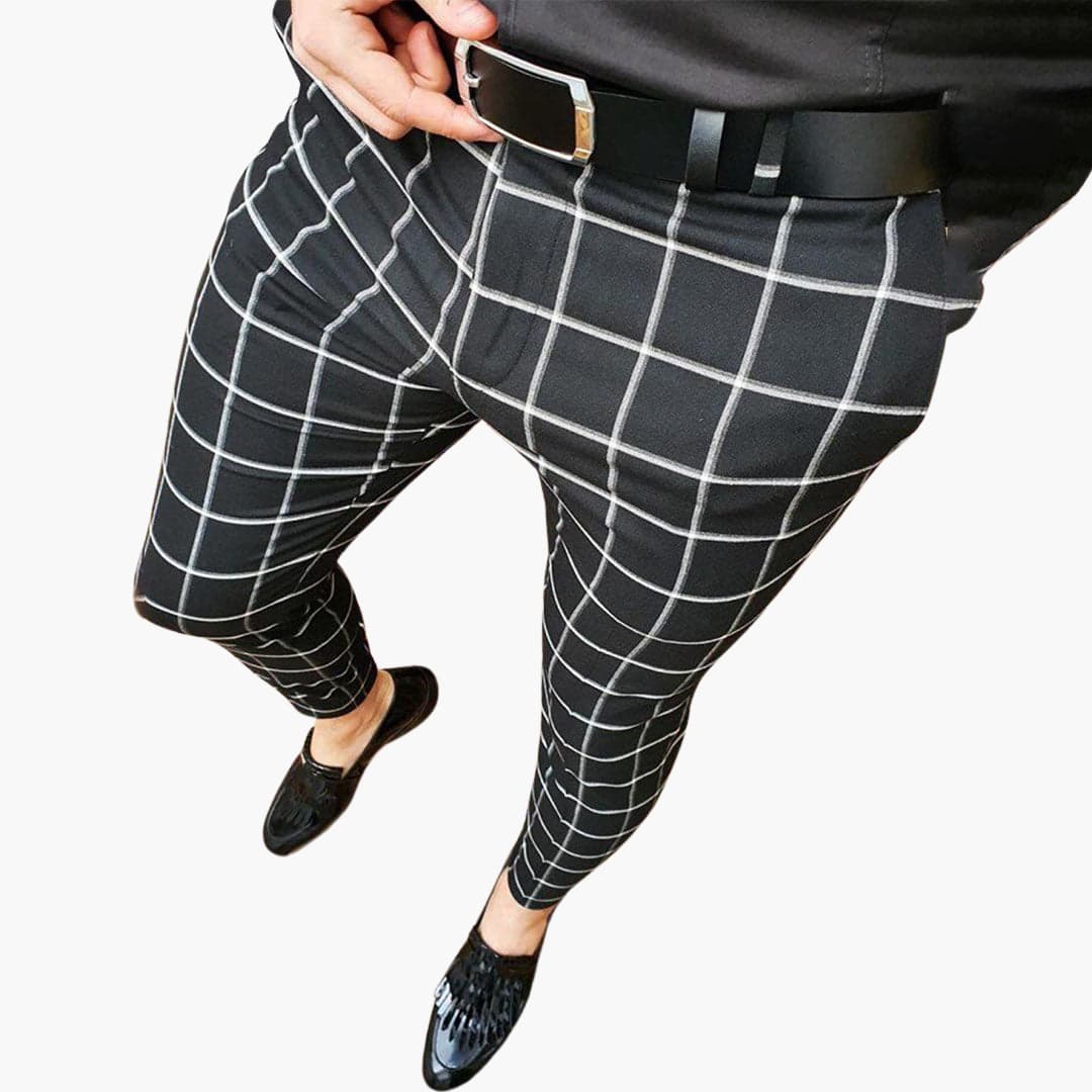 Herren Sommerhose mit Karomuster und Slim Fit Schnitt