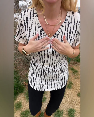 T-Shirt bedruckt kurzärmelig V-Ausschnitt