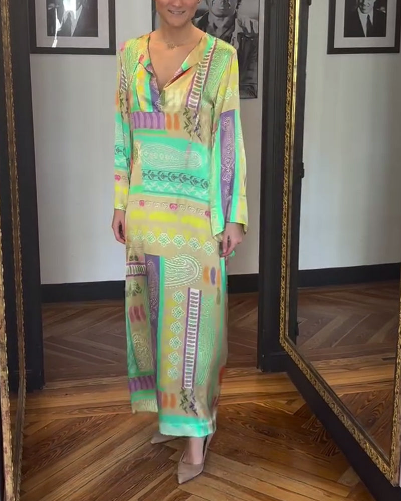 Kleid mit langen Ärmeln und Schleifendruck