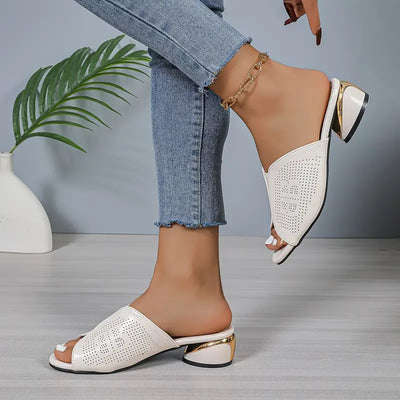 Heidi-Mode | Perforierte Peep-Toe Schuhe Mit Blockabsatz