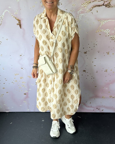 Stilvolle Kleid mit V-Ausschnitt