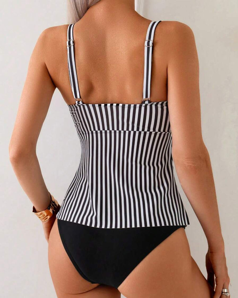 Tankini vertikal gestreift zweiteilig dreieck