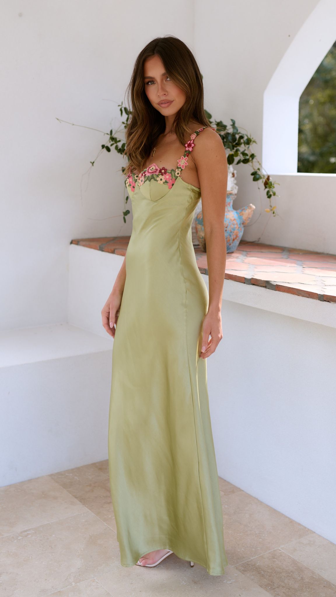Chelsey - Maxikleid mit floralen Details