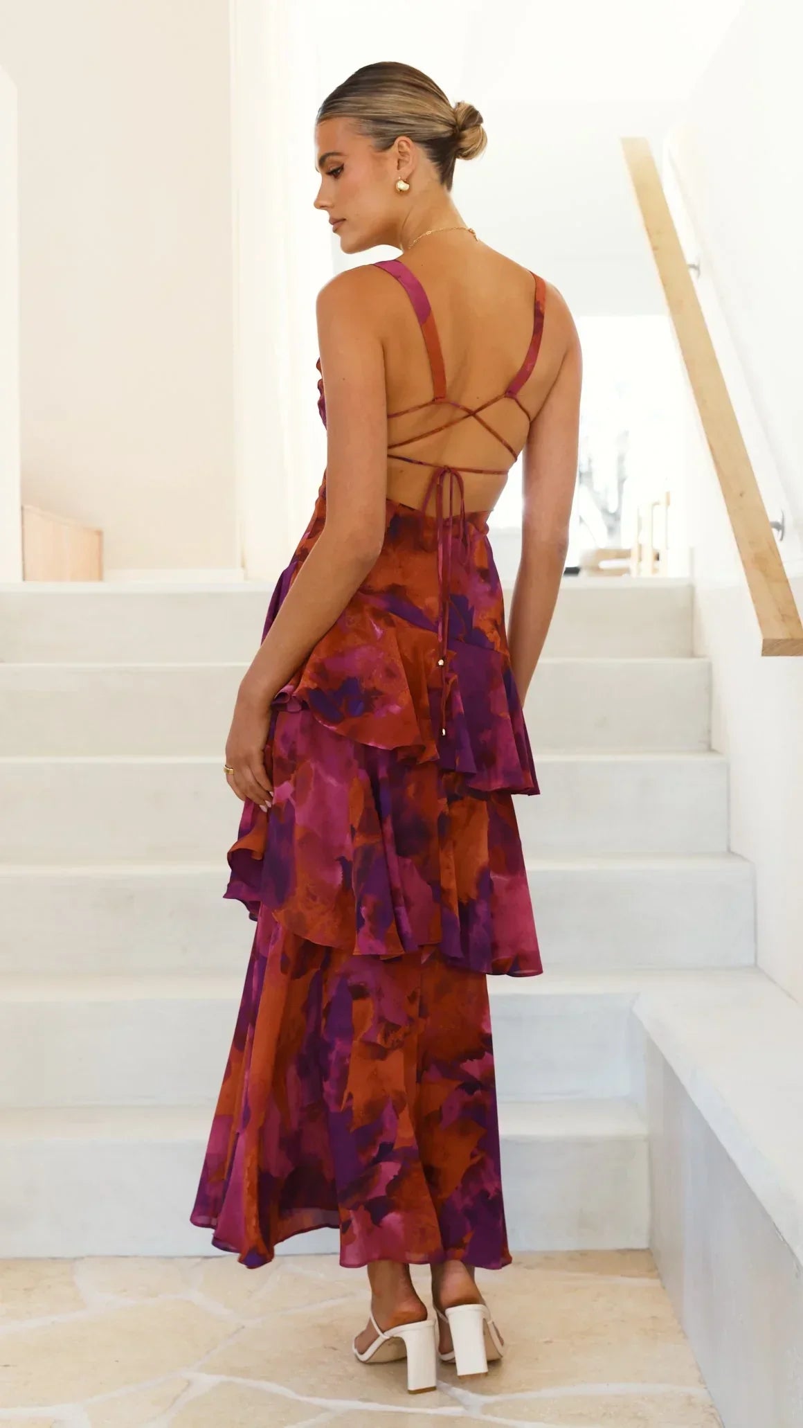 Mylia | Maxikleid mit Volants und Neckholder