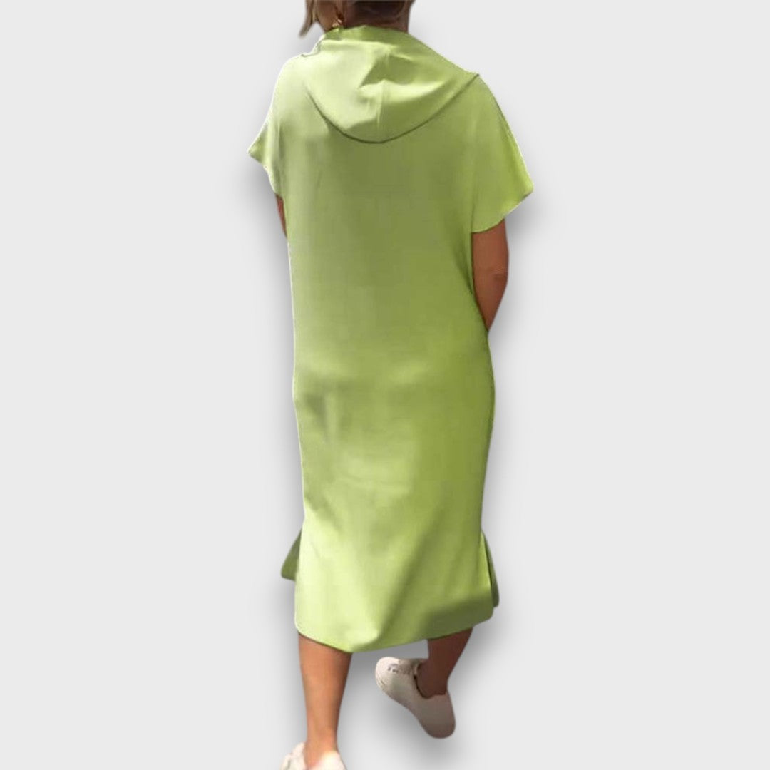 Yareni – Hoodie-Kleid mit urbanem Flair