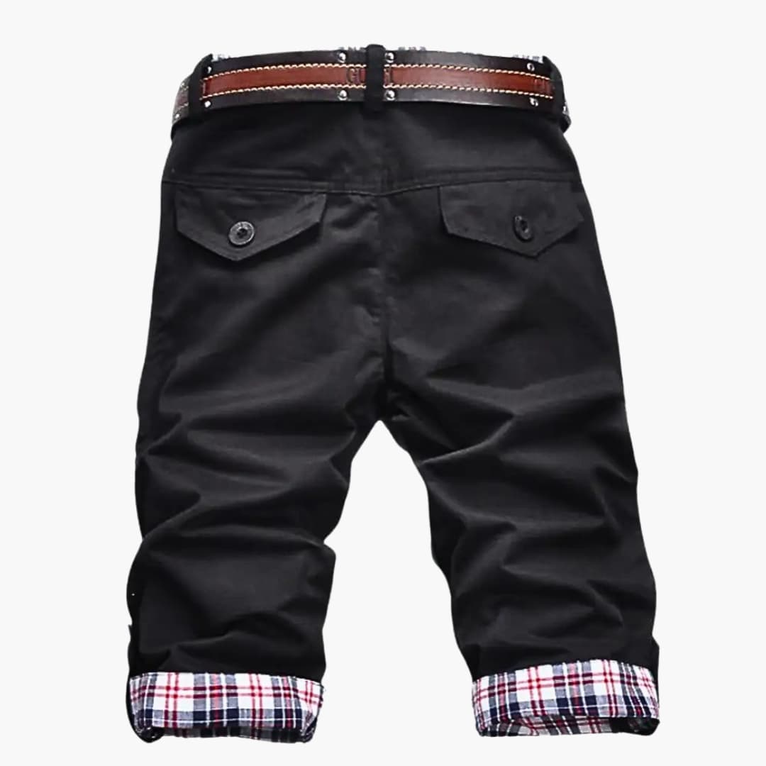Herren Baumwollshorts mit Gürtel und Karoaufschlägen knielang