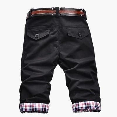 Herren Baumwollshorts mit Gürtel und Karoaufschlägen knielang