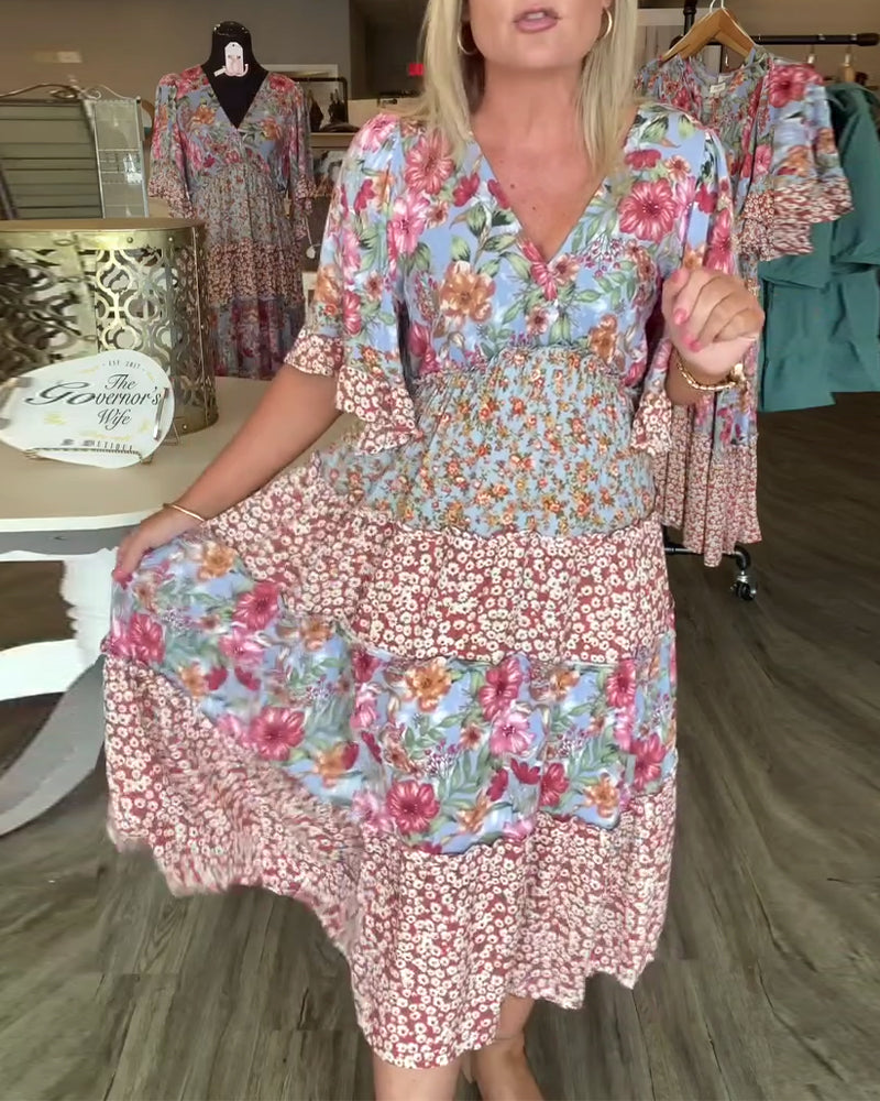 Kleid V-Ausschnitt Lotusärmel Blume