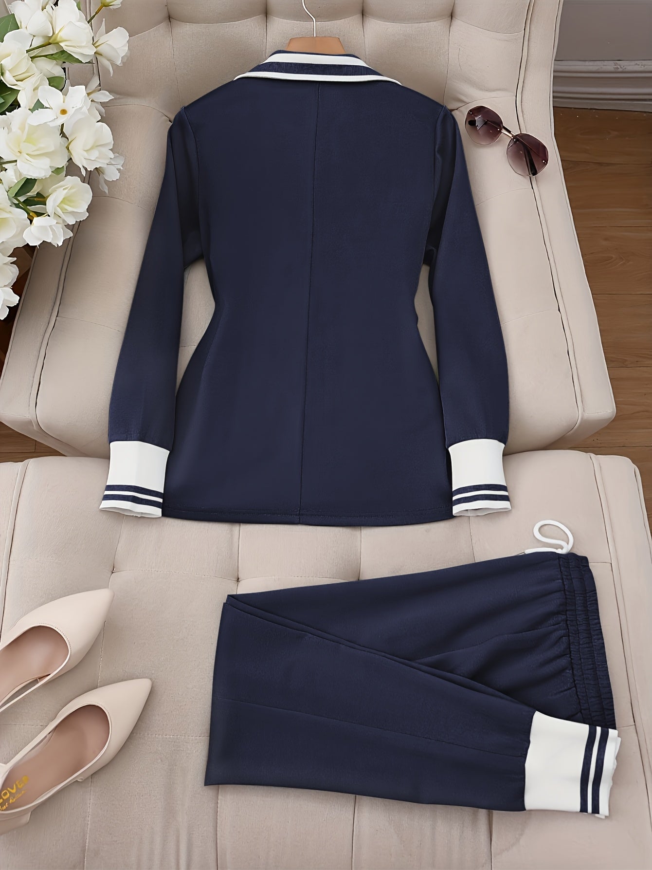 Ingelore - Modischer Gestreifter Zweiteiler Im Satz