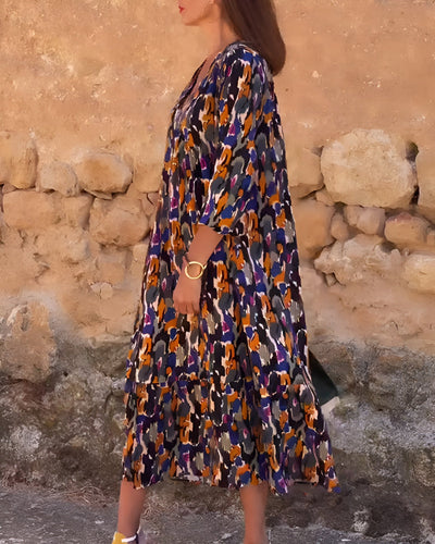 Nathalie | Kleid mit V-Ausschnitt im Retro-Print