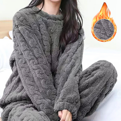 Kuschelige Fleece-Nachtwäsche für Frauen