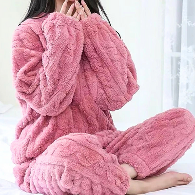 Kuschelige Fleece-Nachtwäsche für Frauen