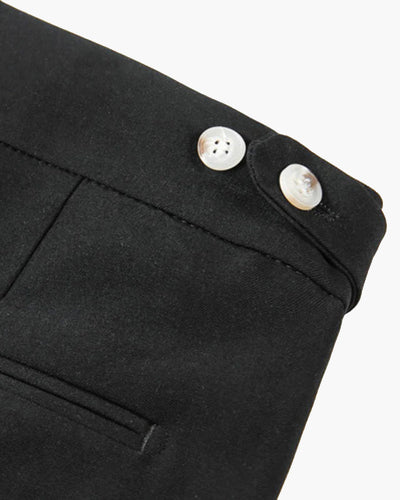 Parker | Maßgeschneiderte Plisseeshorts mit verstellbaren Seitenschnallen