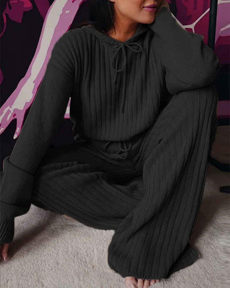 Gestricktes Pyjama Set für Damen