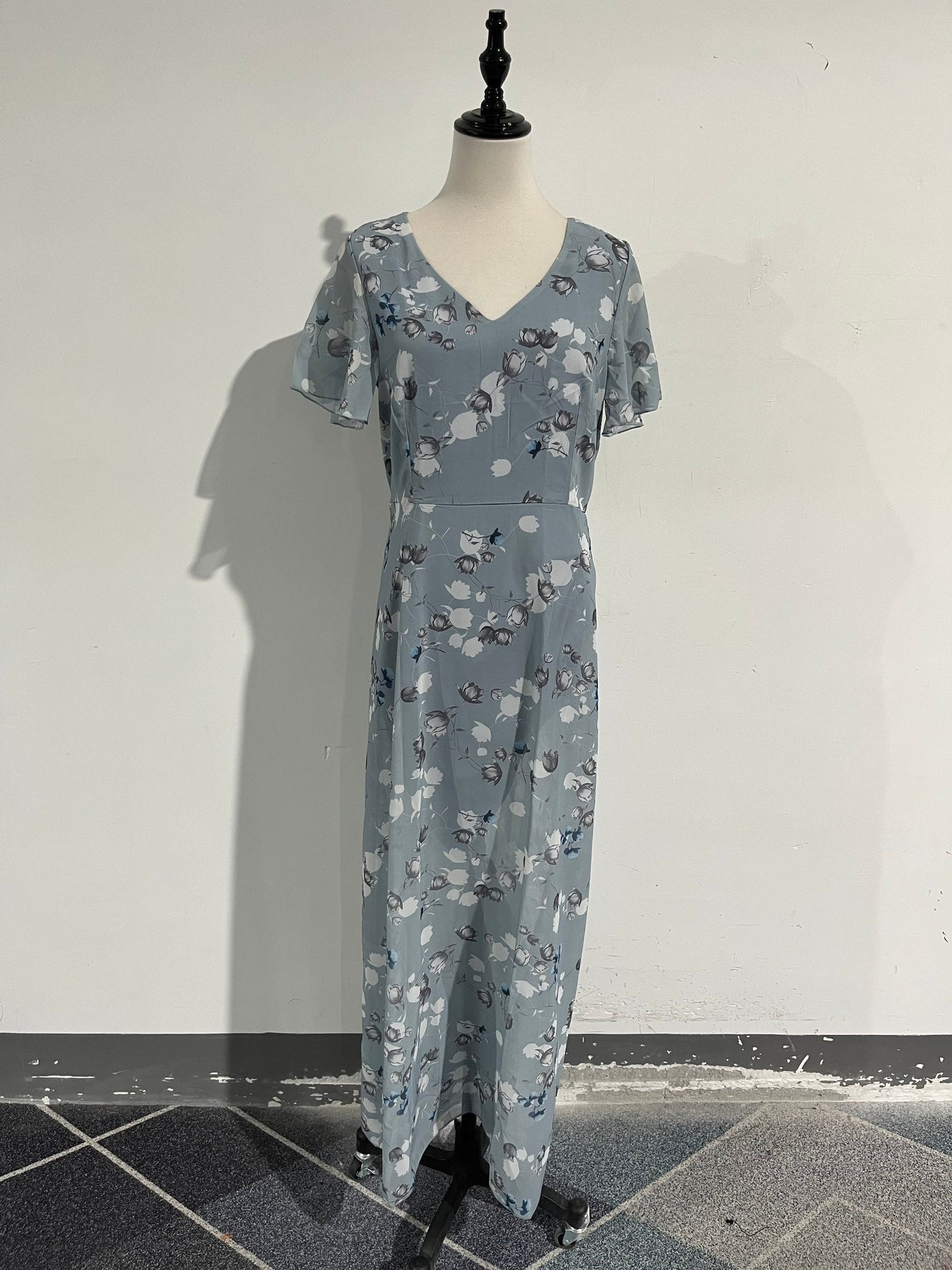 Amélie – Sommerliches, formelles Blumen-Maxikleid für elegante Anlässe