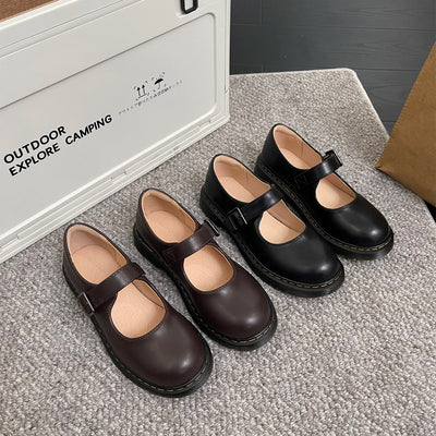 Damen Klassische Mary Jane Flats in Braun – Retro-Look mit Schnalle und Rundkappe