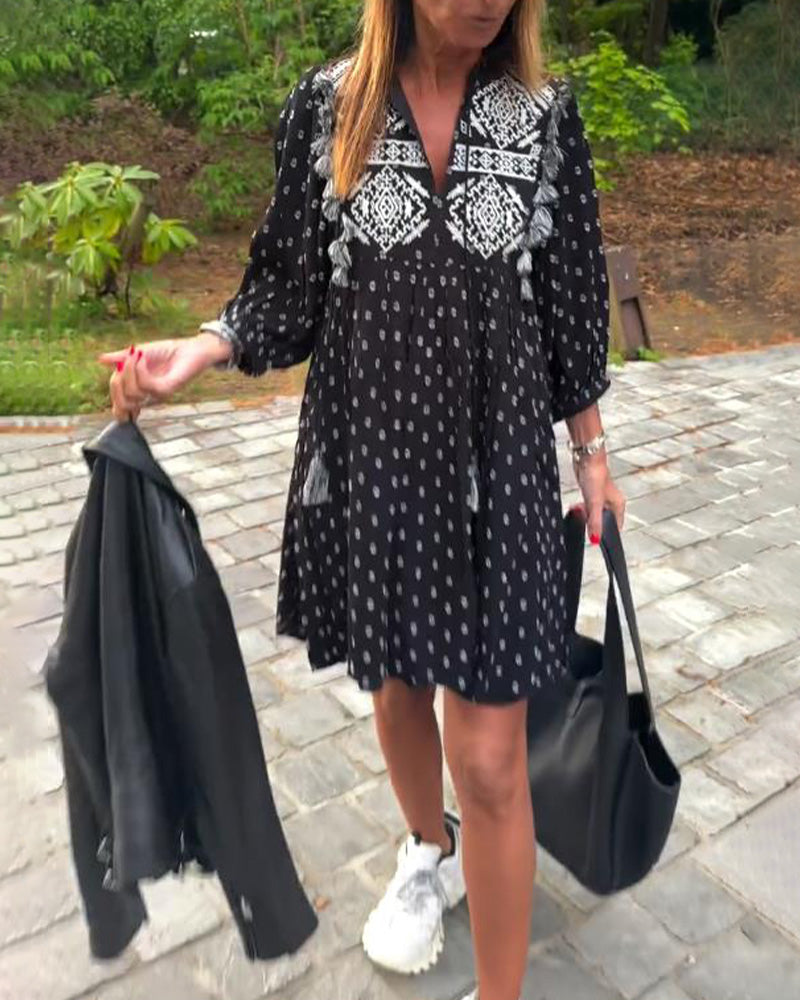 Kleid Modisch Und Elegant Bedruckt