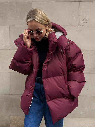 Puffer-Winterjacke mit Kapuze für Frauen