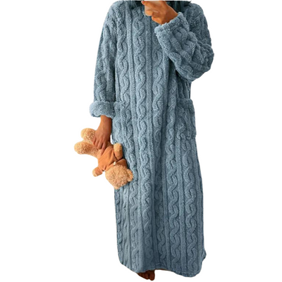 Warmes Pulloverkleid aus Kabelstrick für Damen