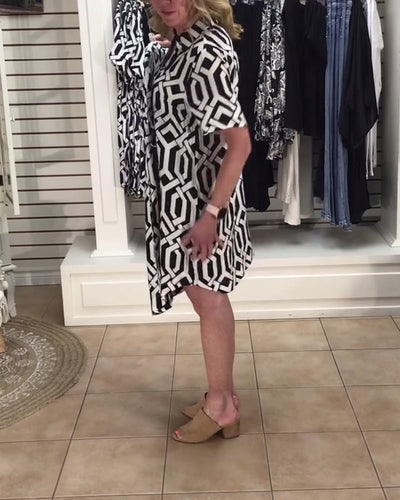 Kleid Hemdkragen Geometrischer Print