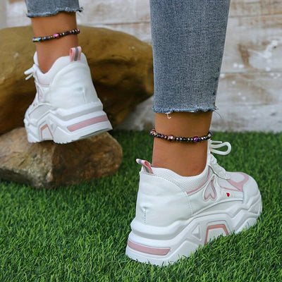 Schicke Turnschuhe für Damen