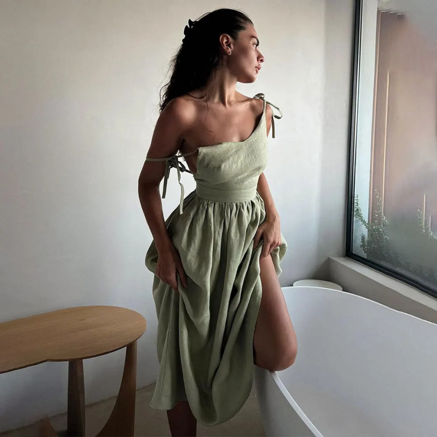 Damenkleid aus Leinen mit Knopfleiste und lockerem Schnitt für den Sommer