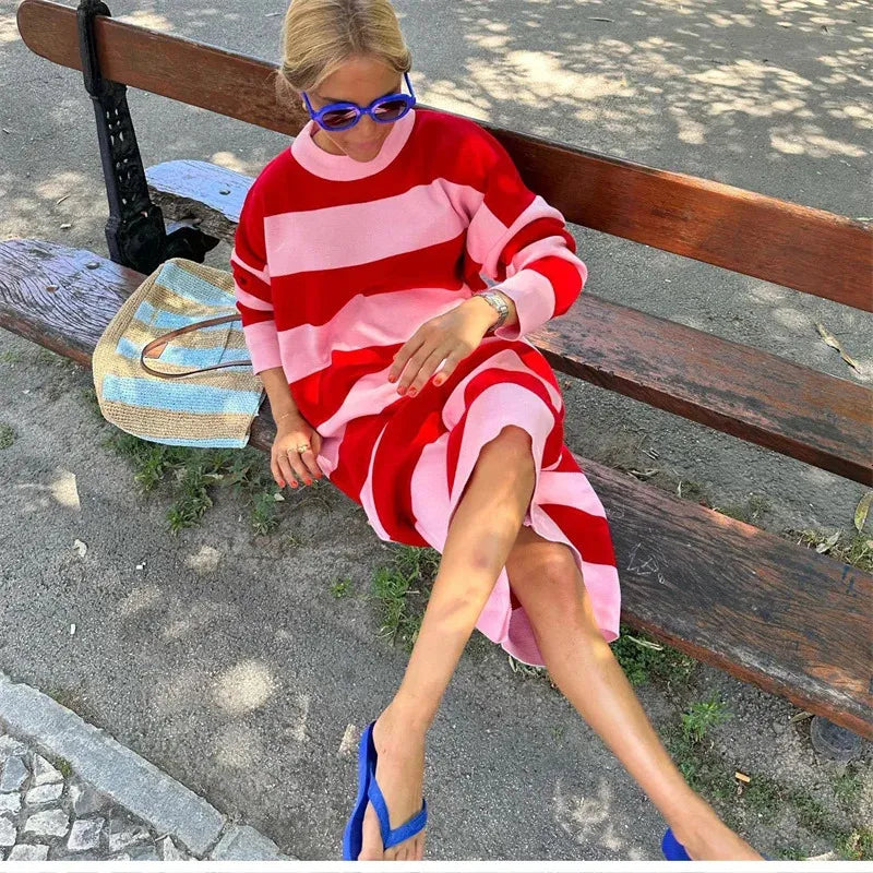 Heidi-Mode | Gestreiftes Gestricktes Midi-Kleid für Damen