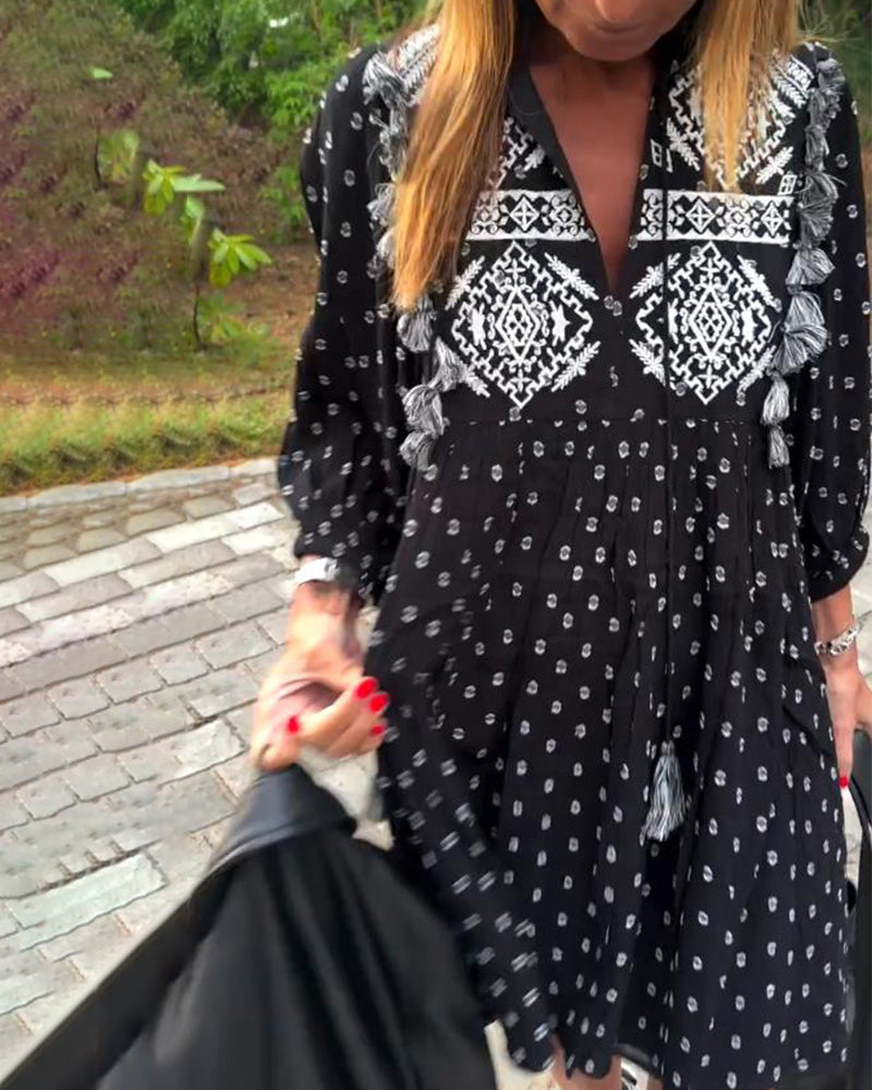 Kleid Modisch Und Elegant Bedruckt