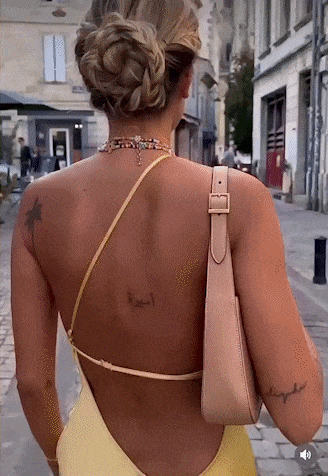 Leonie | Rückenfrei Satin Maxikleid mit zarten Spaghettiträgern – Eleganz & Glamour