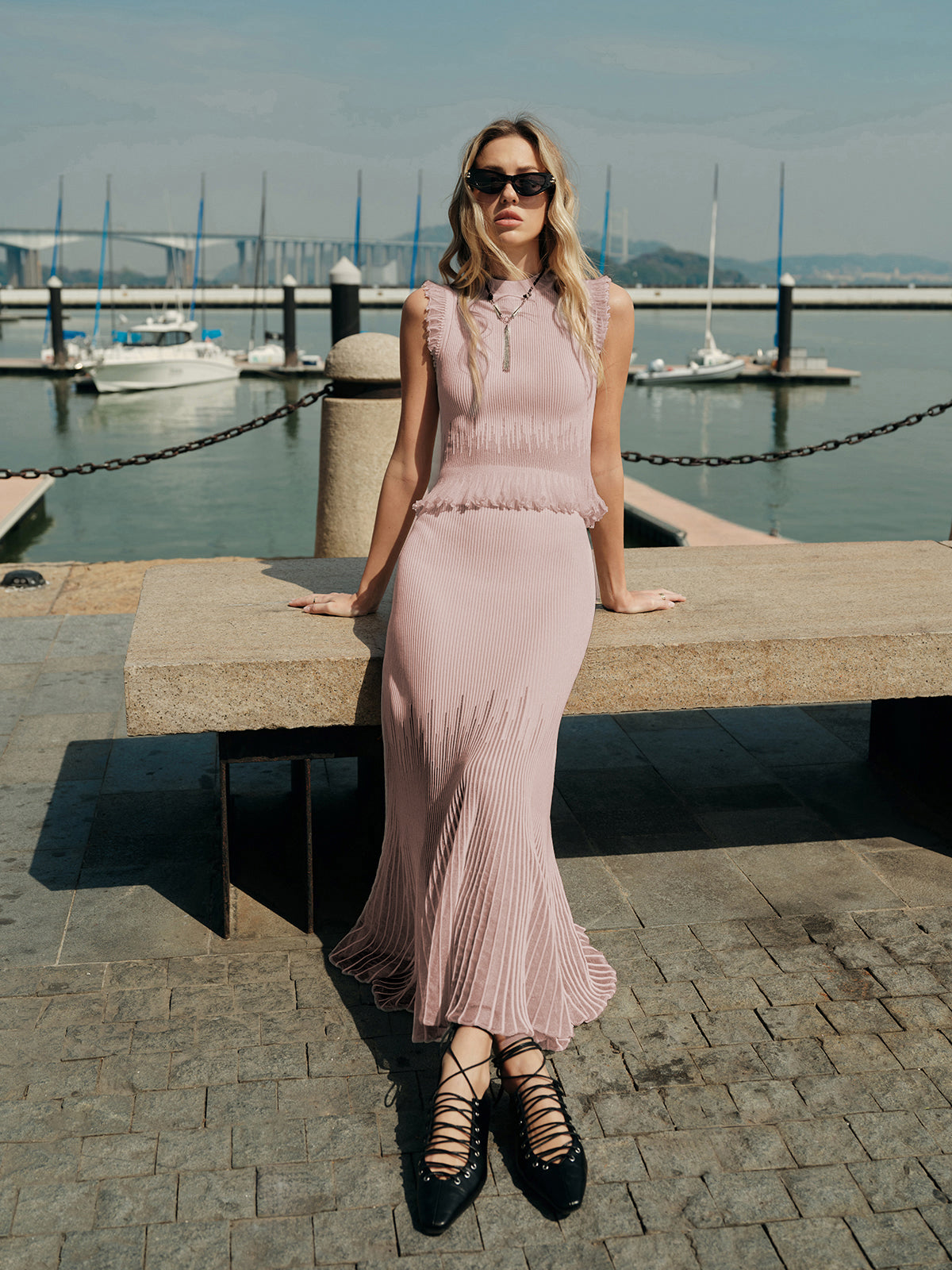 Rippstrick Crop Top mit Rüschen – Beige – Sommer Damen Oberteil