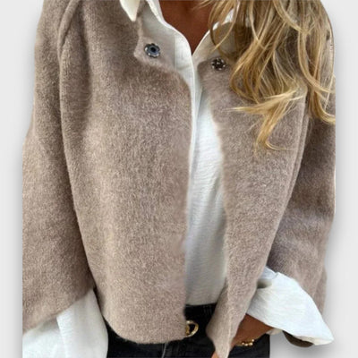 Celeste – Eleganter Kurzcardigan mit weicher Struktur