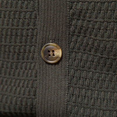 Einfache Winterstrickjacke für Männer
