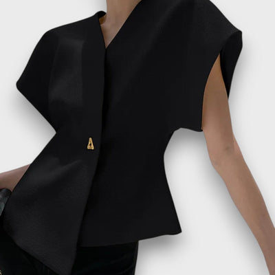 Selene – Minimalistisches Drapier-Top mit Goldakzent