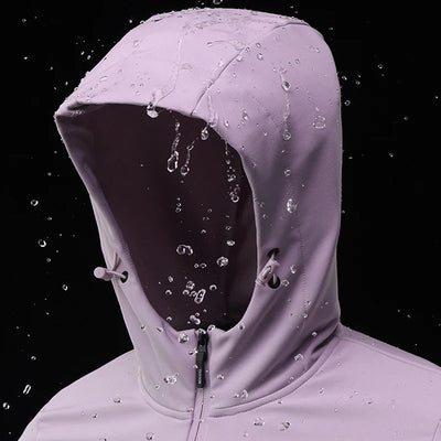 Jessika | Funktionale Softshell Jacke mit Kapuze