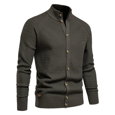 Einfache Winterstrickjacke für Männer