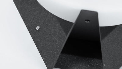 Solarbetriebene LED-Außenlampe mit geometrischem Design