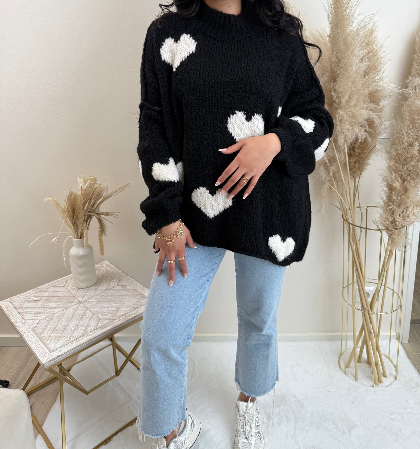 Oversize Pullover mit Herzen