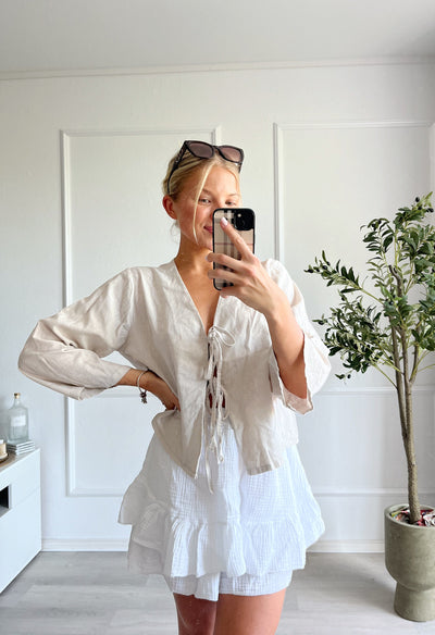 Leinen Bluse mit Schleifen