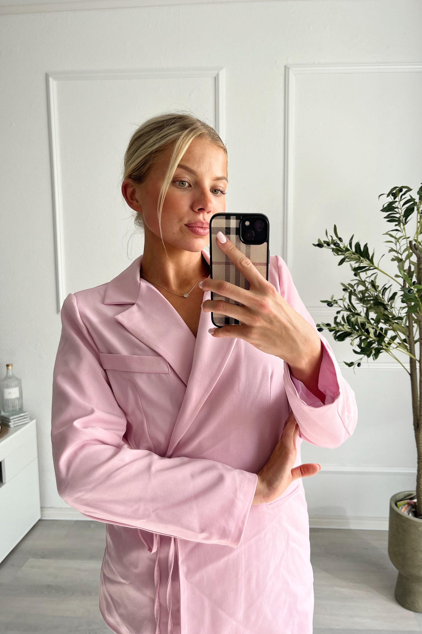 Blazer mit Bindegürtel