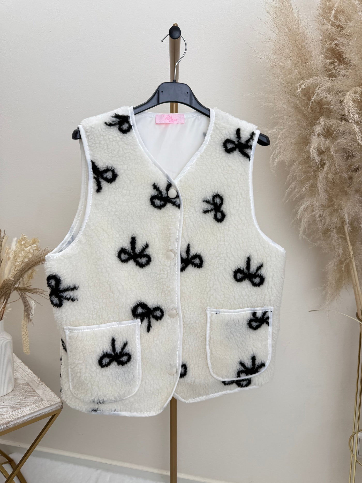 Teddy-Weste Schleifen-Print