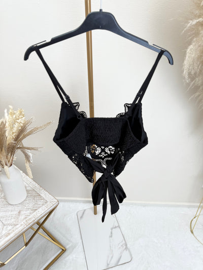 Spitzen Oberteil mit Bindegürtel