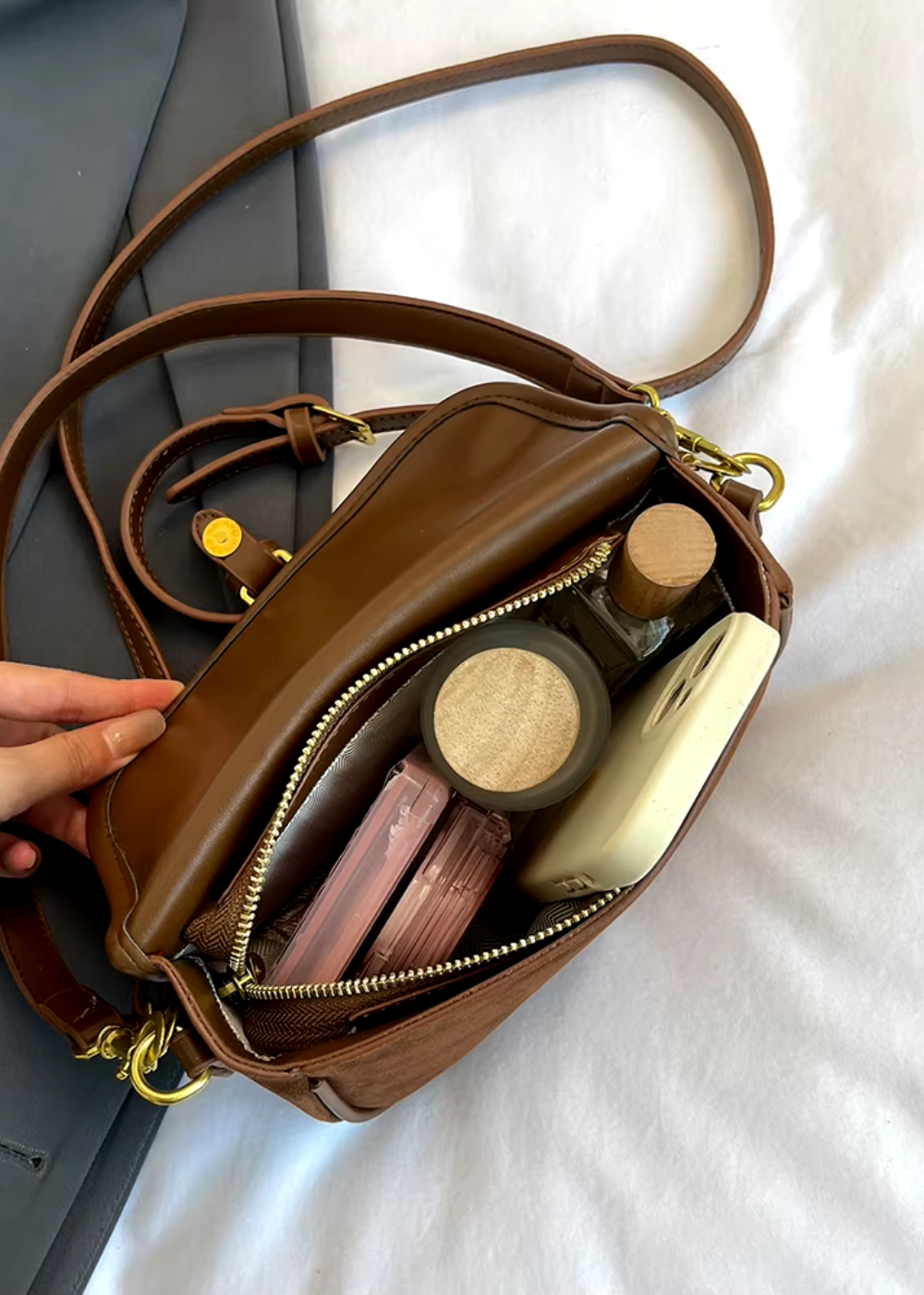 Damen Umhängetasche Wildleder – Kleine Crossbody Tasche Vegan & Vintage