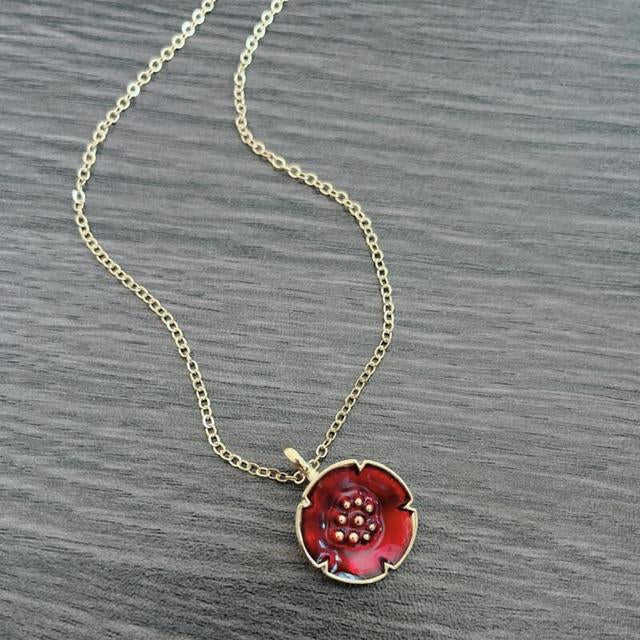 Vintage rotes Collier aus Gold